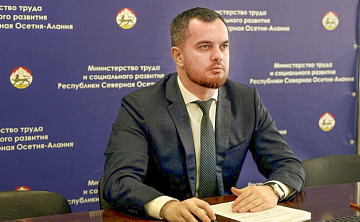 Соцзащита | Юрий Абаев: «Мы движемся к той социальной сфере, где каждому будет комфортно и защищенно»